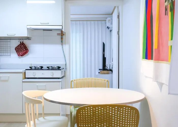 Holiday home Modern And Comfy House/ Hongik St. Exit 2 10min